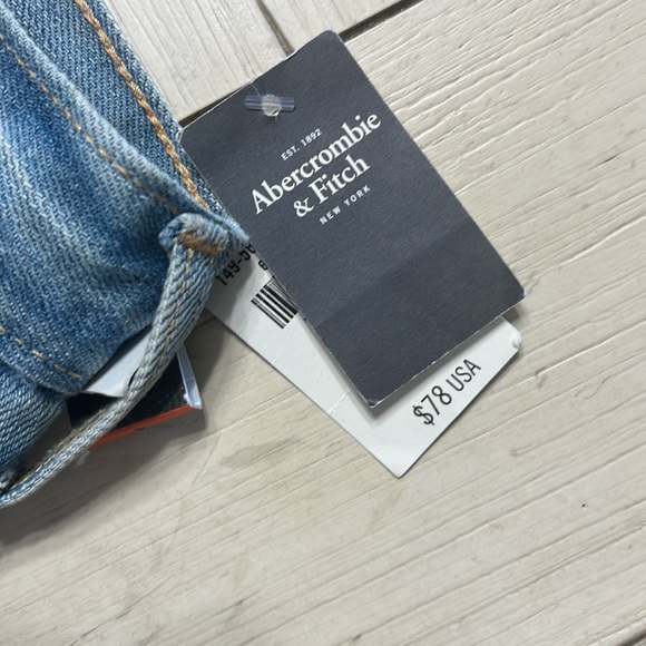 Abercrombie & Fitch High Rise Denim Shorts - Picture 6 of 9